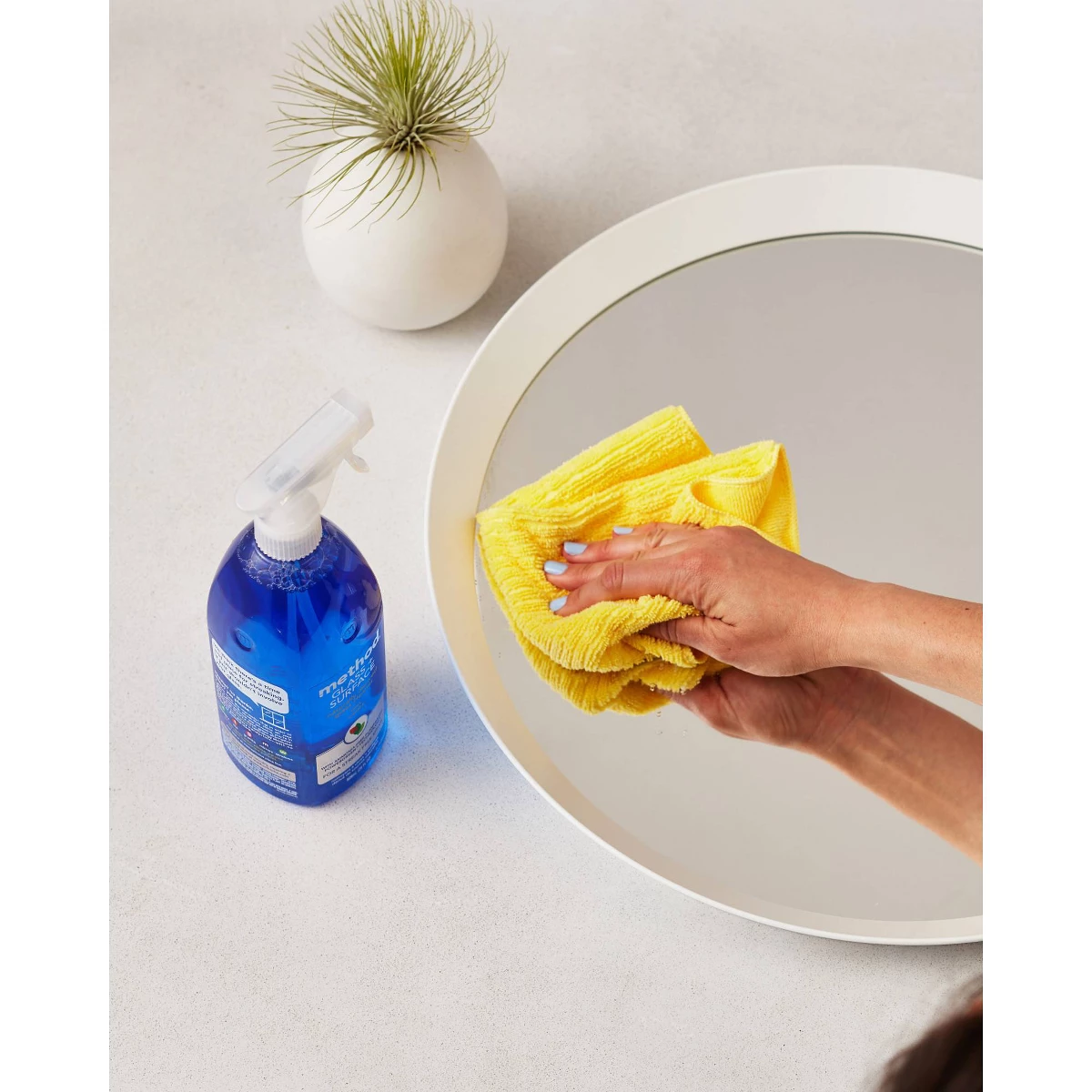 Spray detergente per vetri Min - Glass Cleaner Streak recensione e prezzo